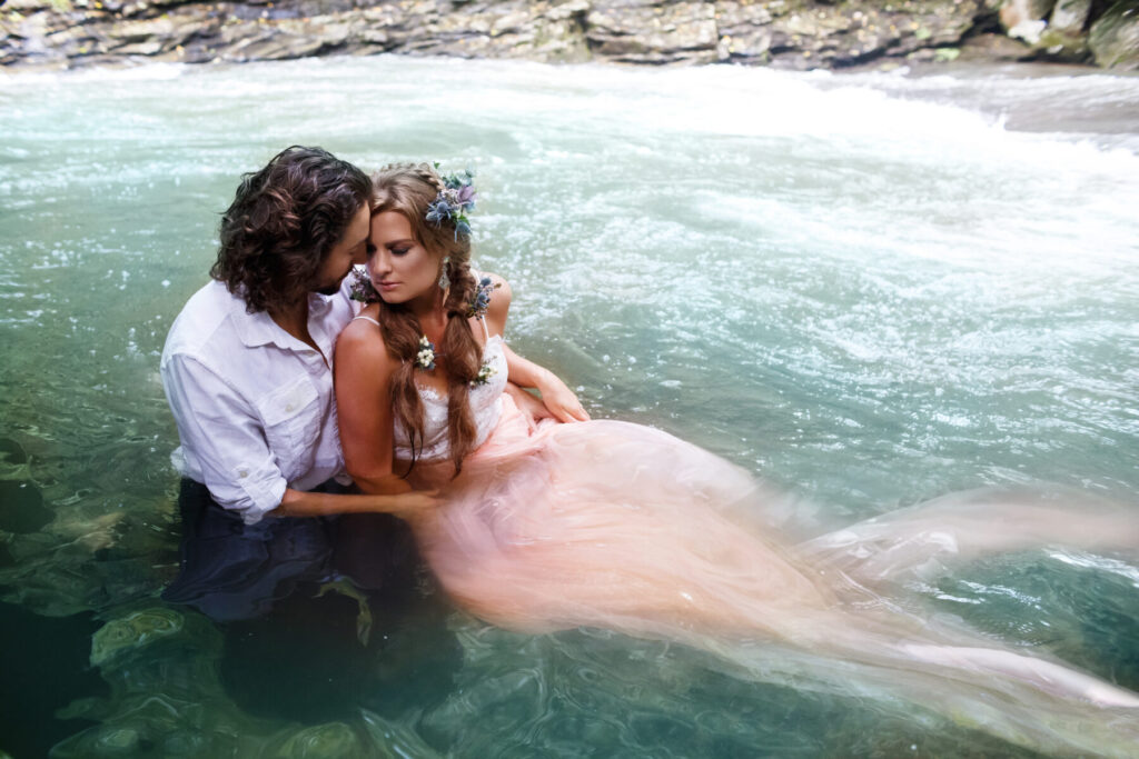 pittsburgh couples photographer at ohiopyle state park